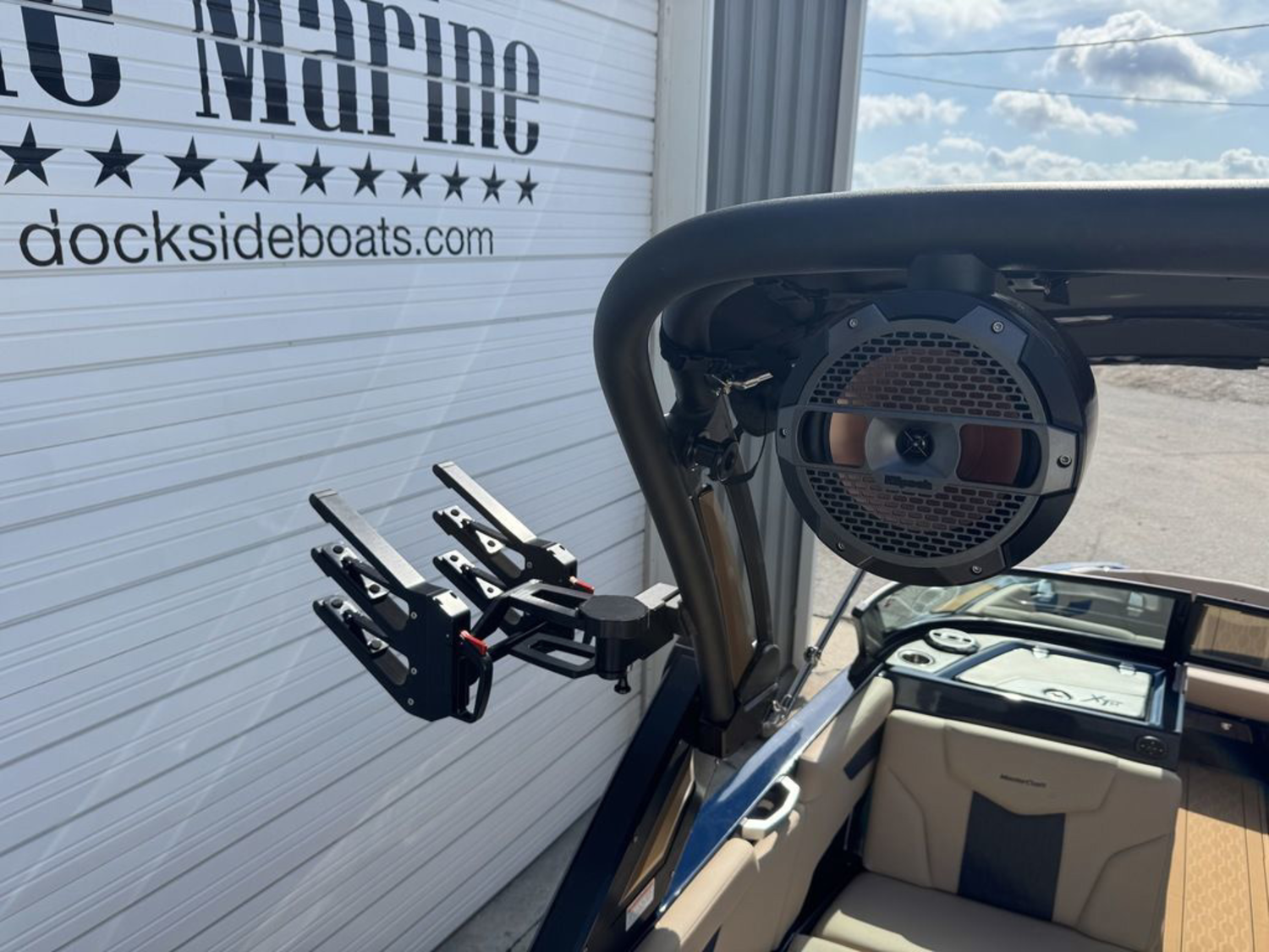 2022 Mastercraft XT24