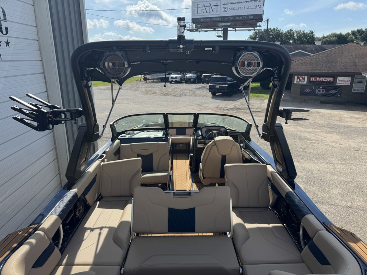 2022 Mastercraft XT24