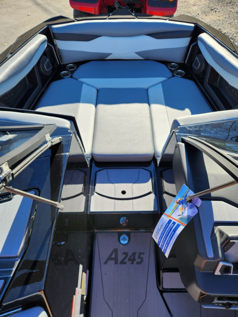 2025 Axis Boats A245 for sale in Tafton, Pennsylvania