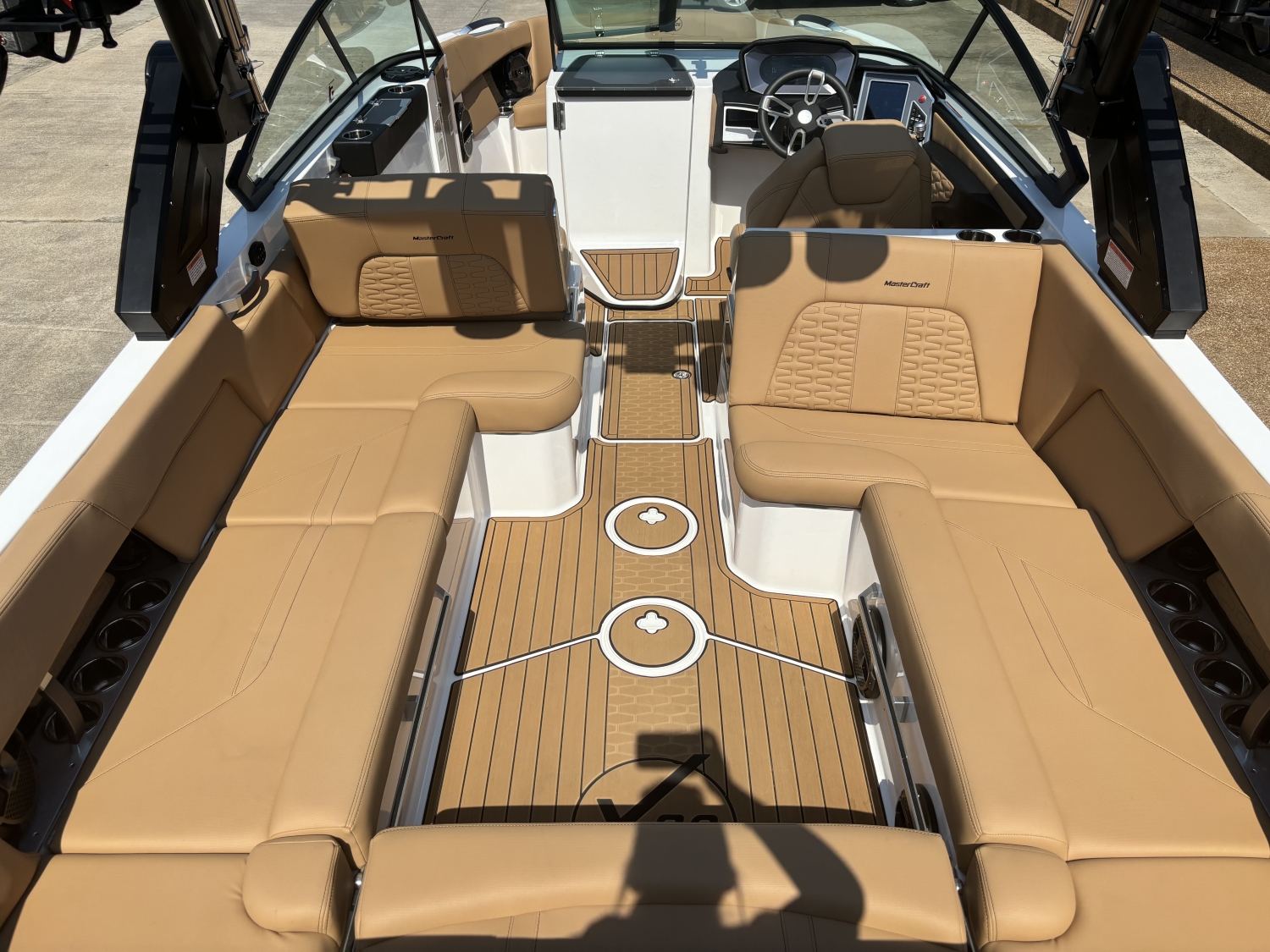 2022 MasterCraft X26