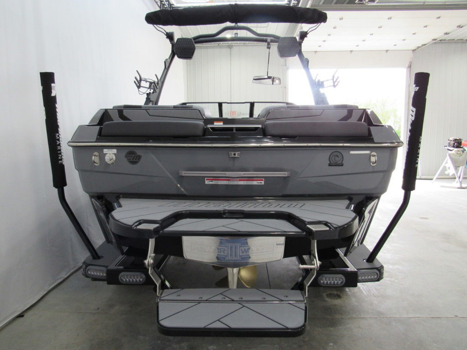 2025 Malibu Boats 22 LSV