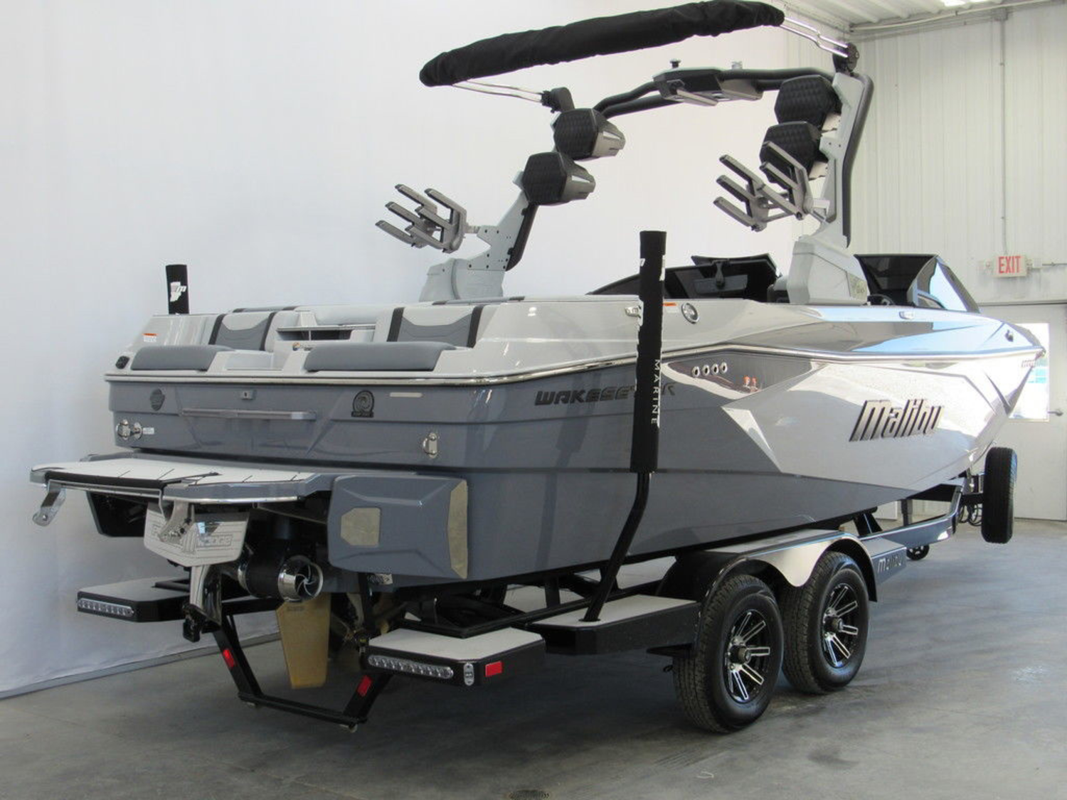 2025 Malibu Boats 23 LSV