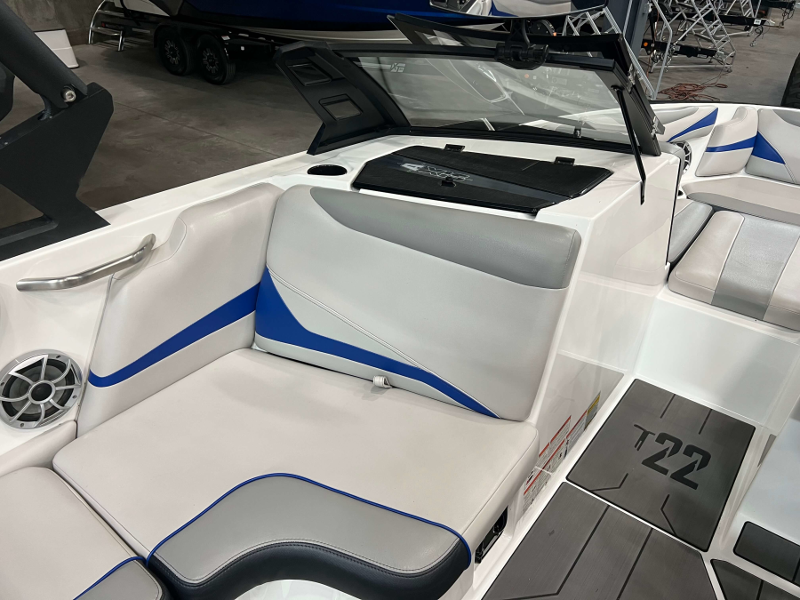 2018 Axis Boats T22 for sale in , 