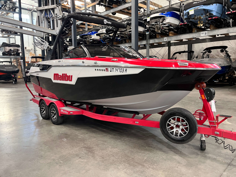 2021 Malibu Boats M220 for sale in , 