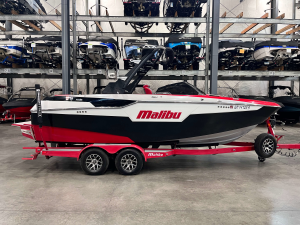 2021 Malibu Boats M220 for sale in , 