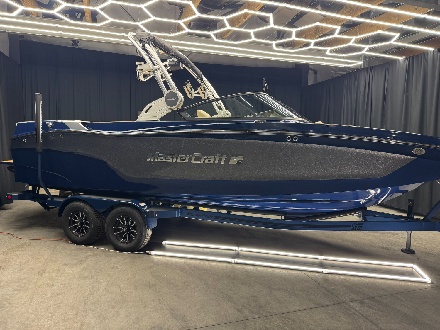 2025 MasterCraft XT24