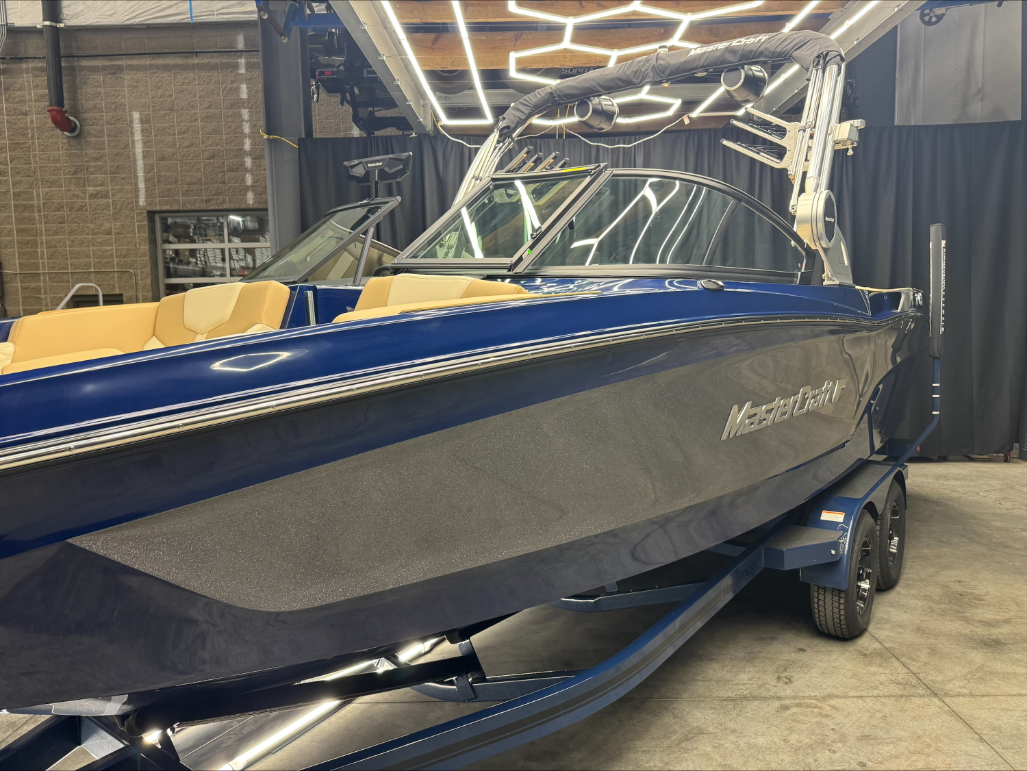 2025 MasterCraft XT24