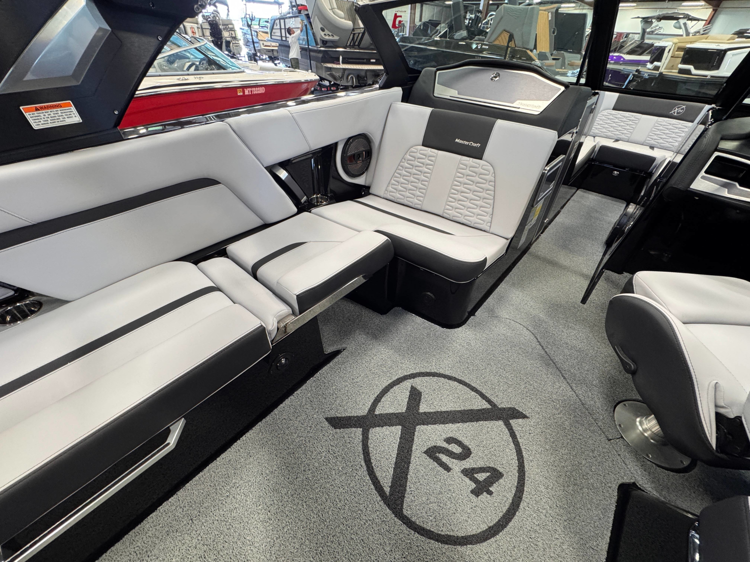 2023 MasterCraft X24