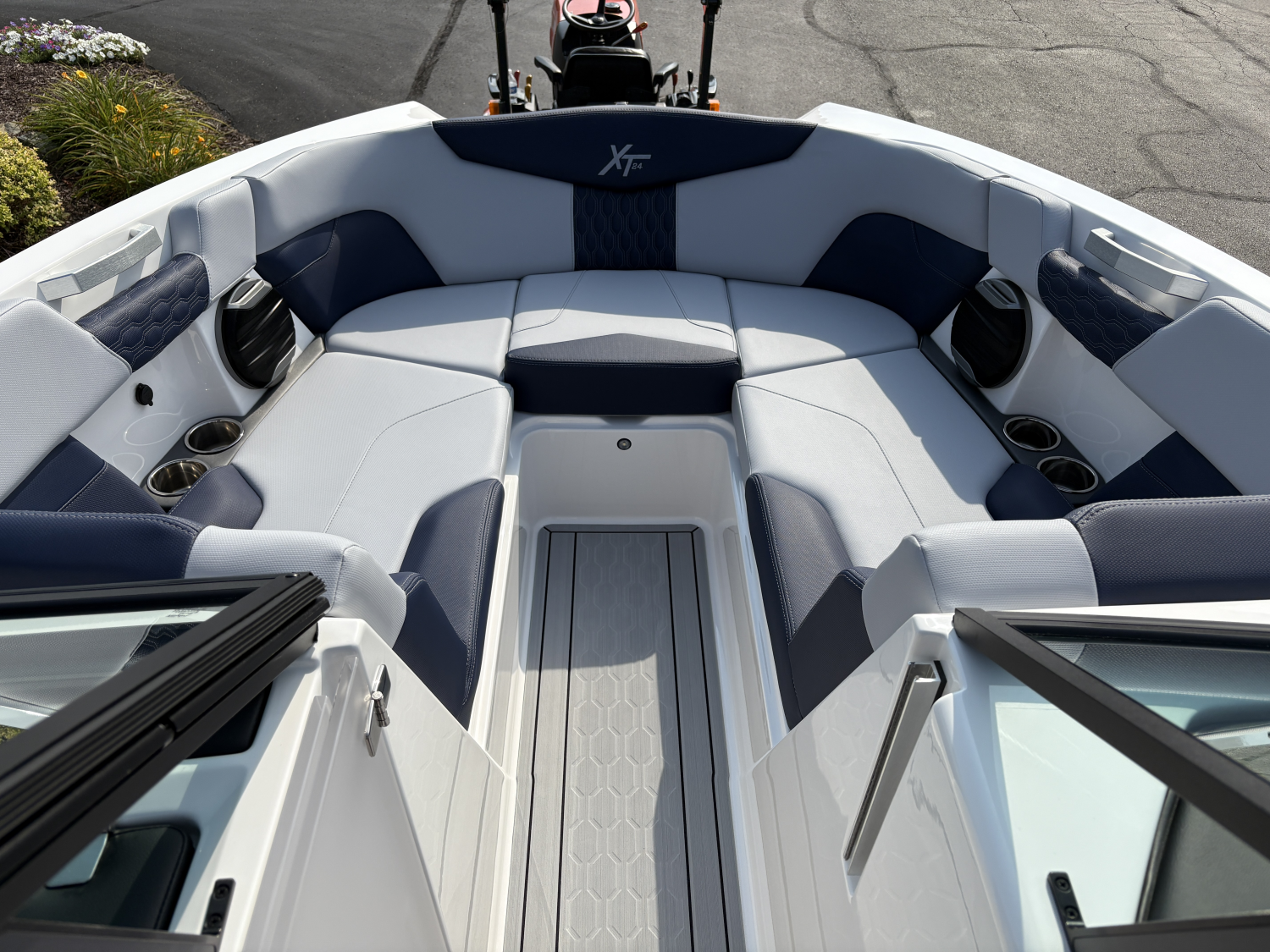 2026 MasterCraft XT24