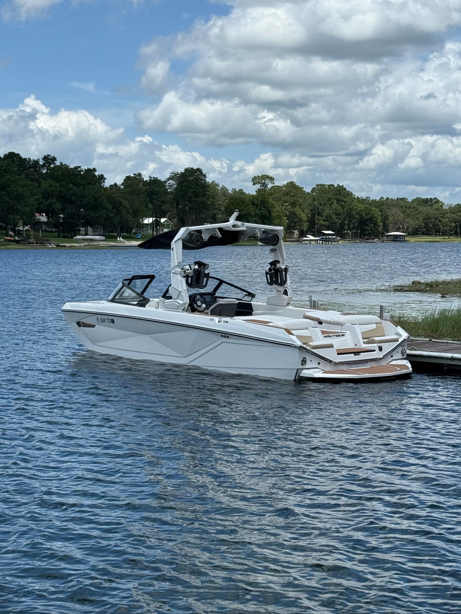 2022 Nautique G25