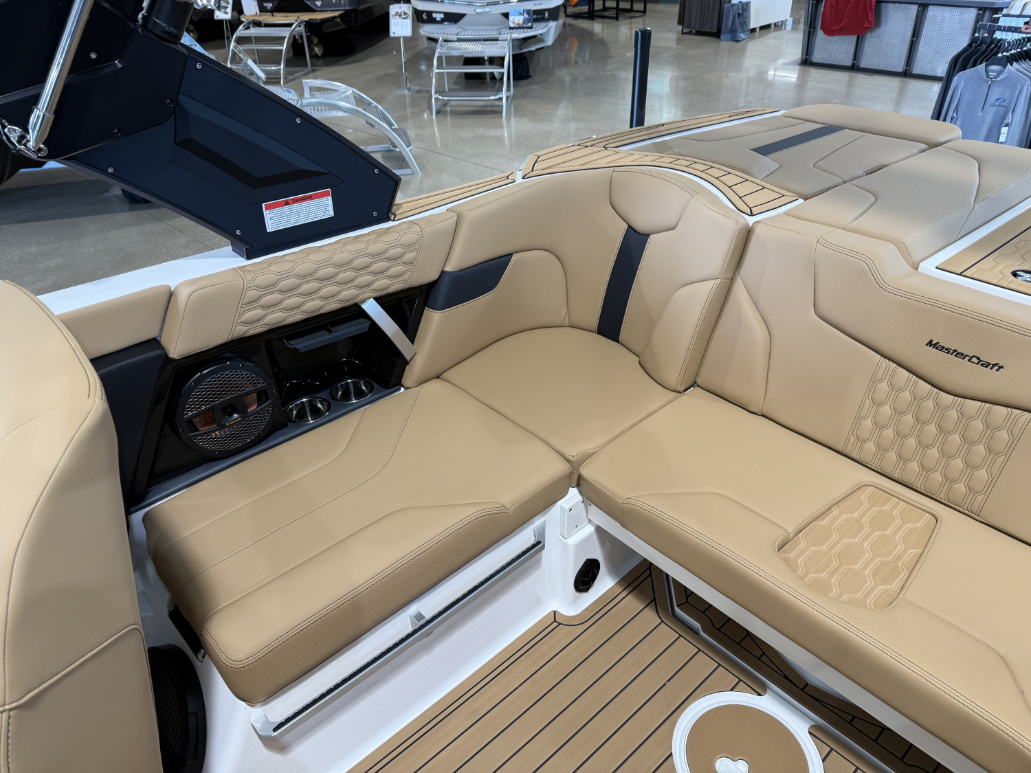 2025 MasterCraft XT20