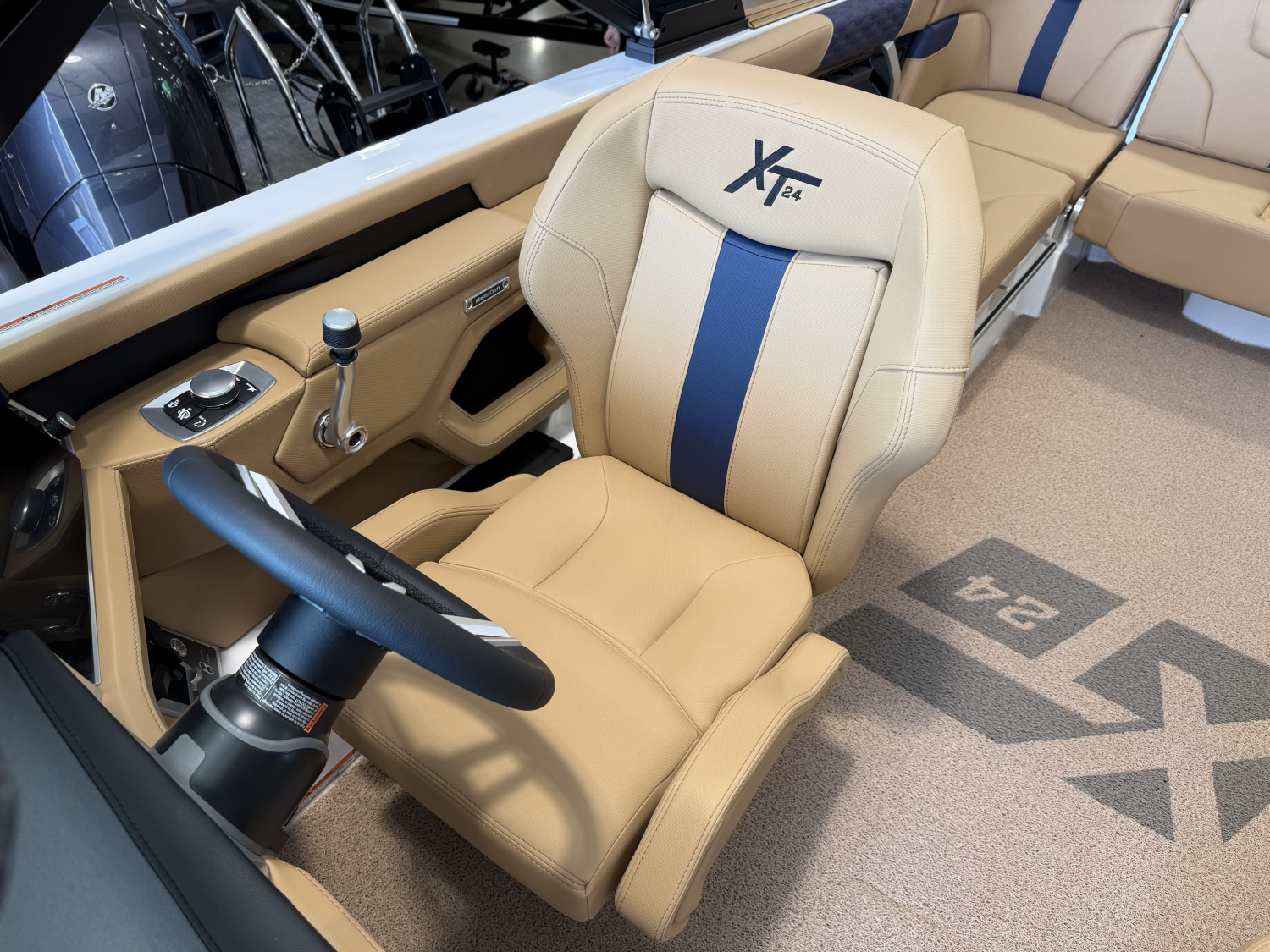 2026 MasterCraft XT24