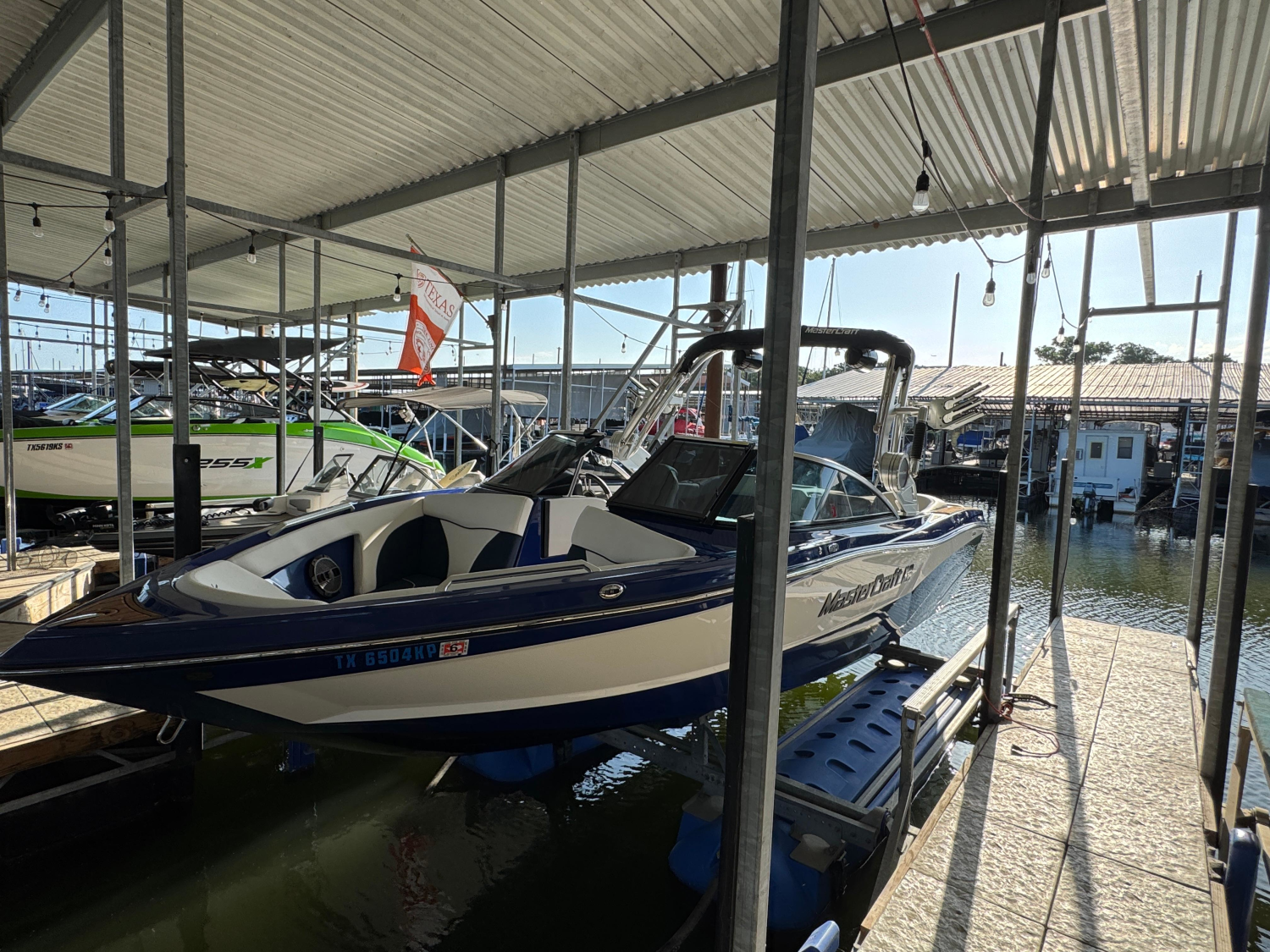 2021 MasterCraft XT23