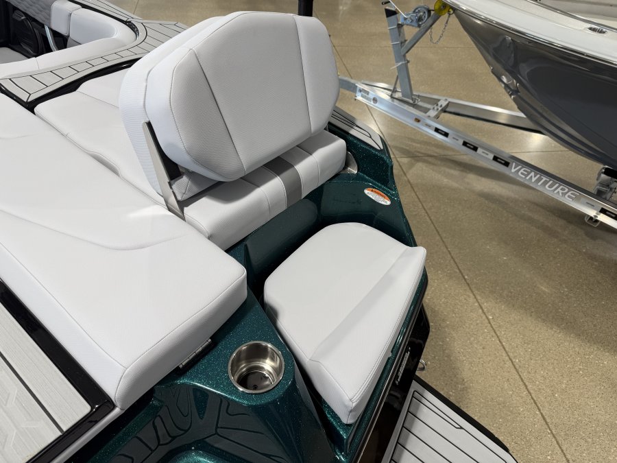 2026-mastercraft-xt20-105718-image20