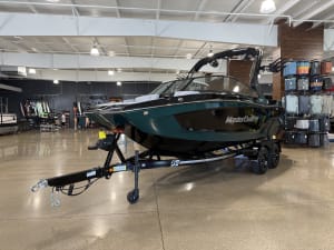 2026-mastercraft-xt20-105718-image3