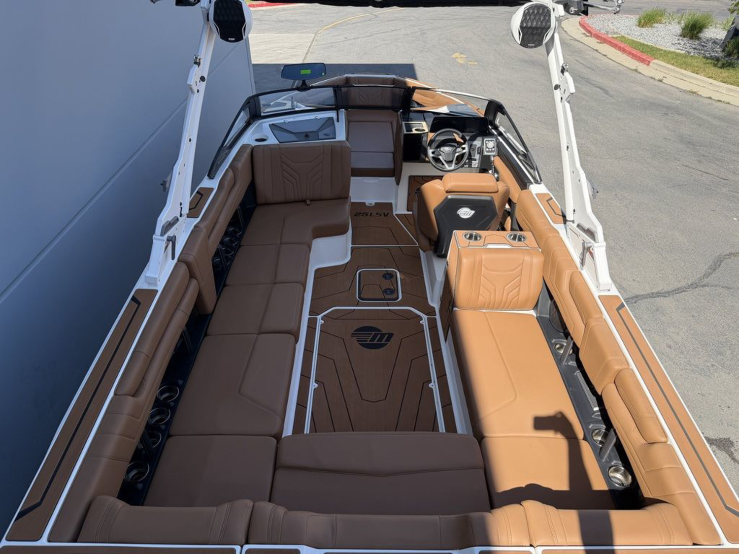 2025 Malibu Boats 25 LSV