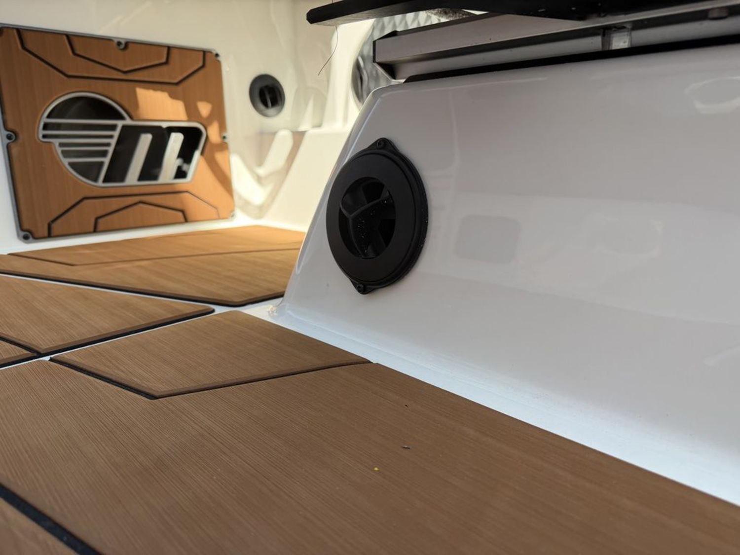 2025 Malibu Boats 25 LSV