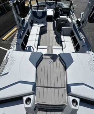 2025-nautique-gs22-105986-image10