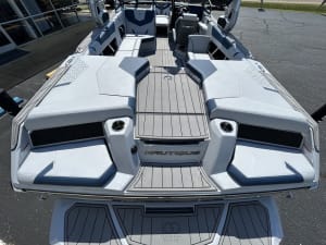 2025-nautique-gs22-105986-image3
