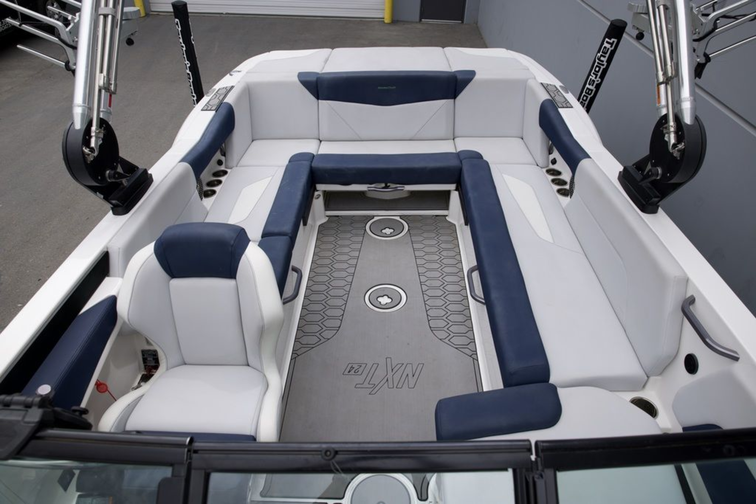 2021 MasterCraft NXT24