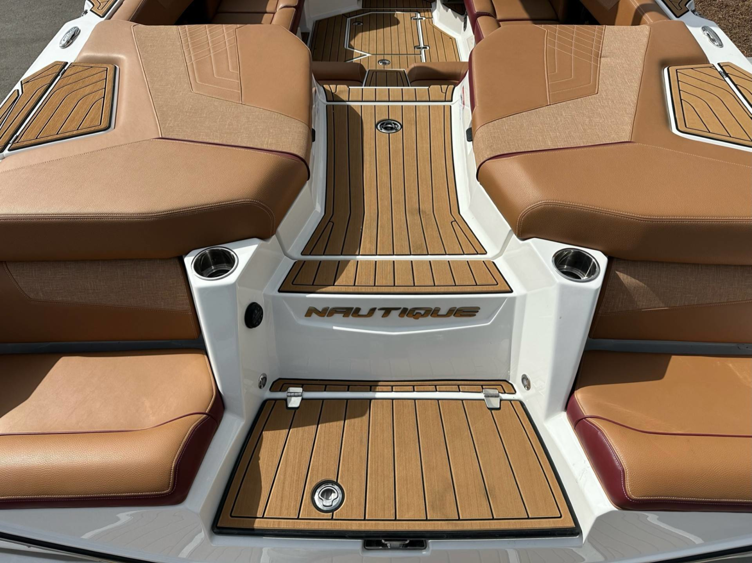 2022 Nautique Super Air G23