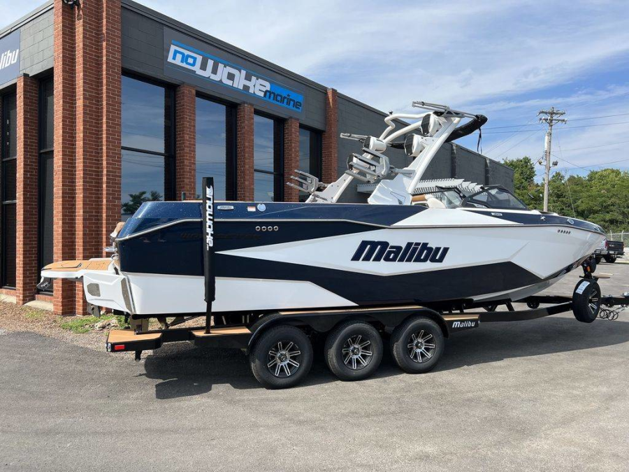 2025 Malibu Boats Wakesetter 25 LSV for sale in Cincinnati, Ohio