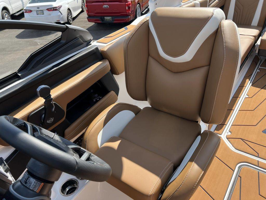 2025 Malibu Boats Wakesetter 25 LSV for sale in Cincinnati, Ohio