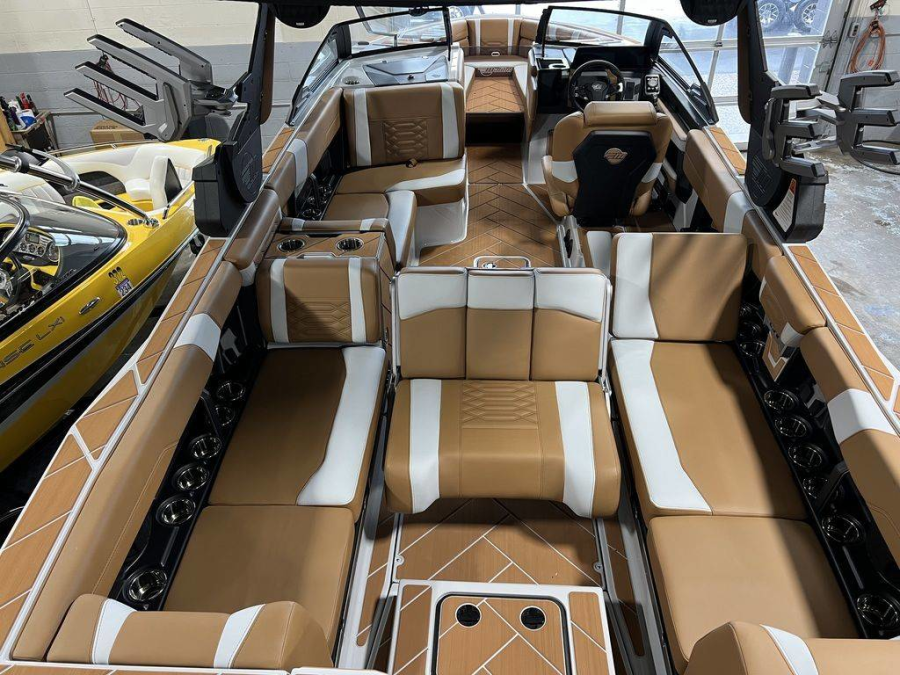 2025 Malibu Boats Wakesetter 26 LSV for sale in Cincinnati, Ohio