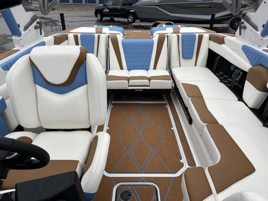 2025 Malibu Boats M230 for sale in Cincinnati, Ohio