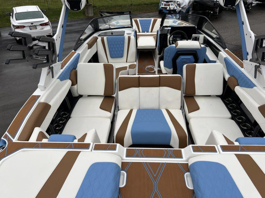 2025 Malibu Boats M230 for sale in Cincinnati, Ohio