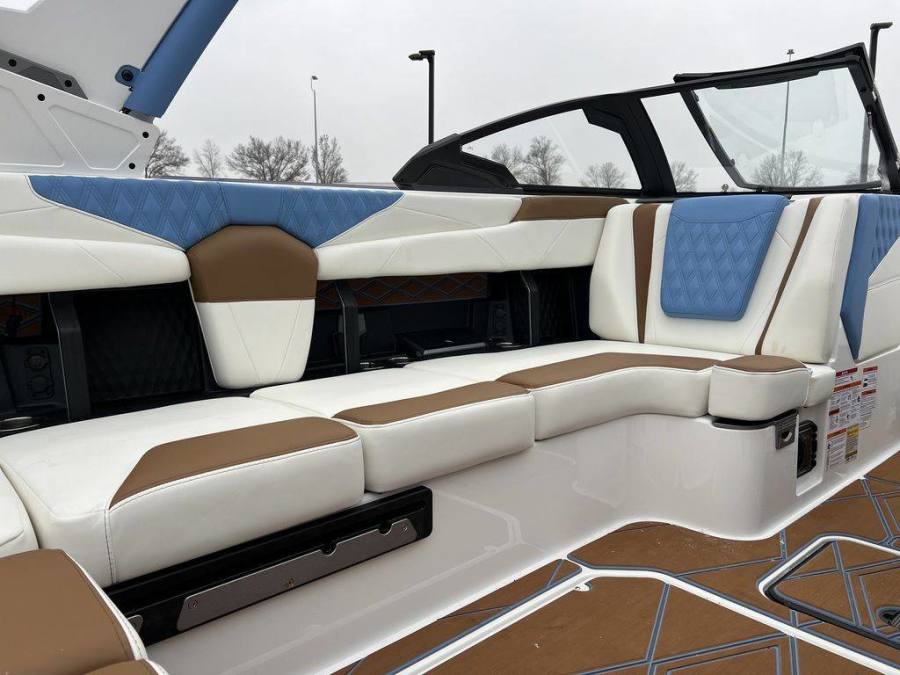 2025 Malibu Boats M230 for sale in Cincinnati, Ohio