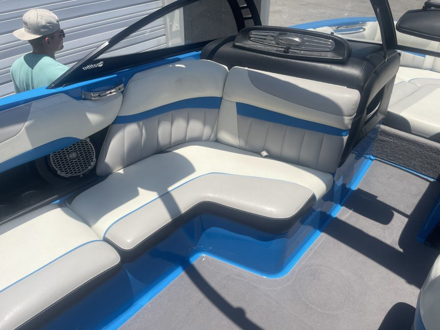 2013 Malibu Boats Wakesetter 24 MXZ