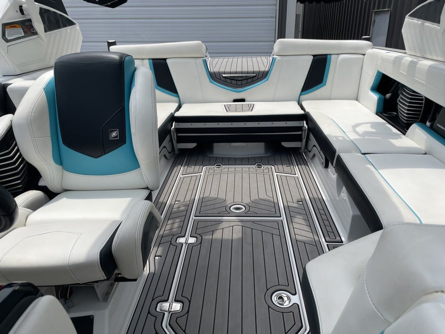 2019 Nautique Super Air Nautique G23