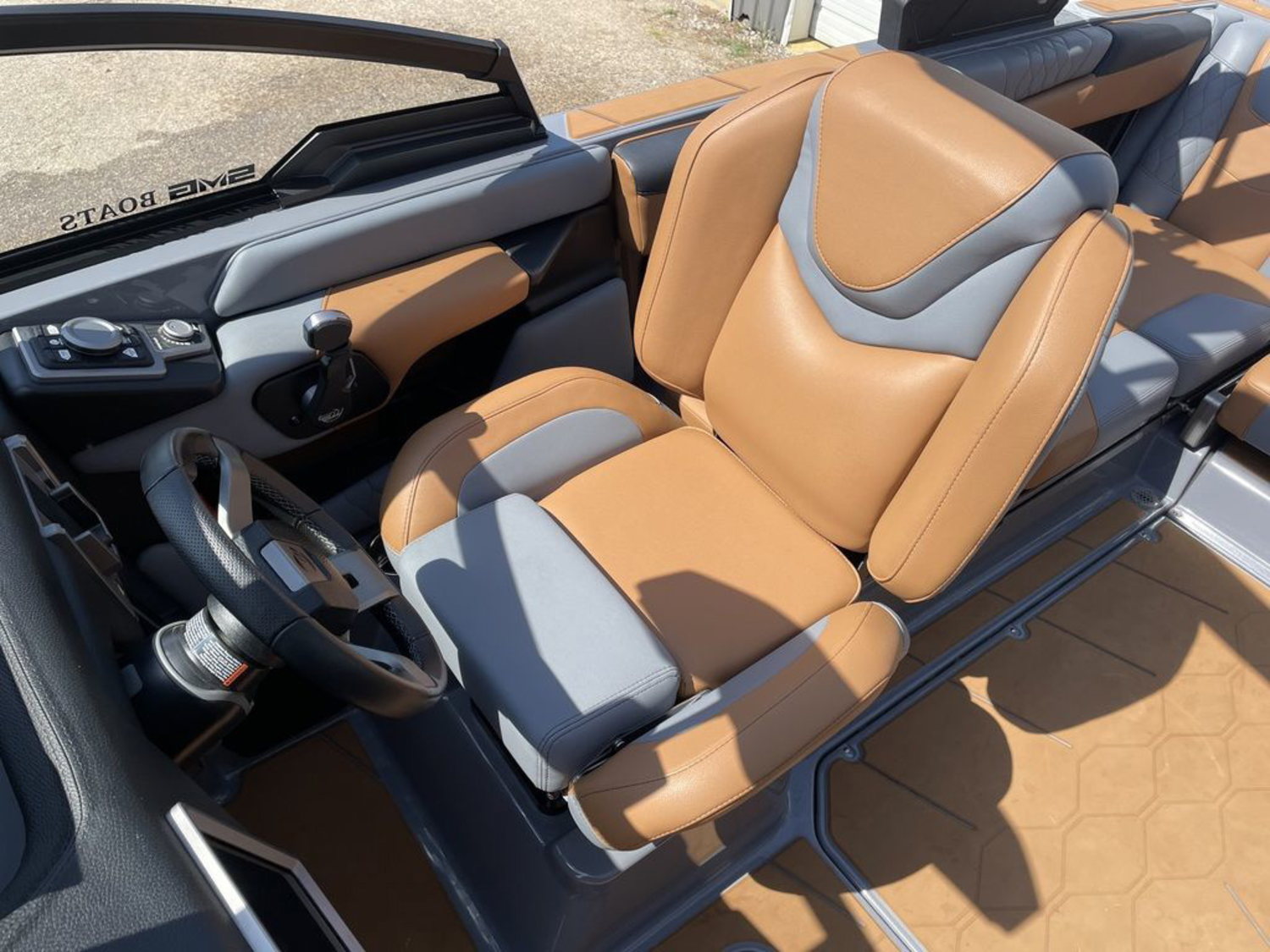 2023 Malibu Boats M220