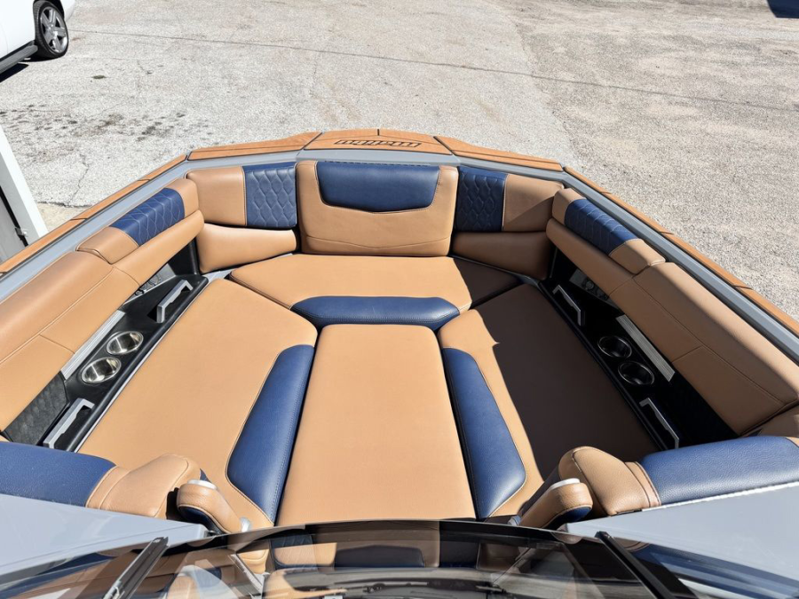 2021 Malibu Boats M220 for sale in Montgomery, Texas