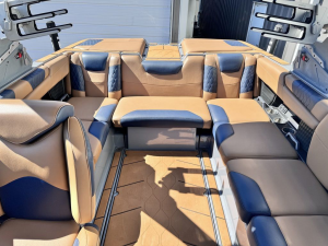 2021 Malibu Boats M220 for sale in Montgomery, Texas