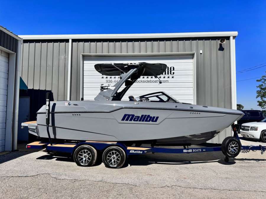 2021 Malibu Boats M220 for sale in Montgomery, Texas