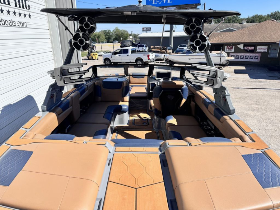 2021 Malibu Boats M220 for sale in Montgomery, Texas