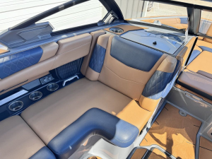 2021 Malibu Boats M220 for sale in Montgomery, Texas
