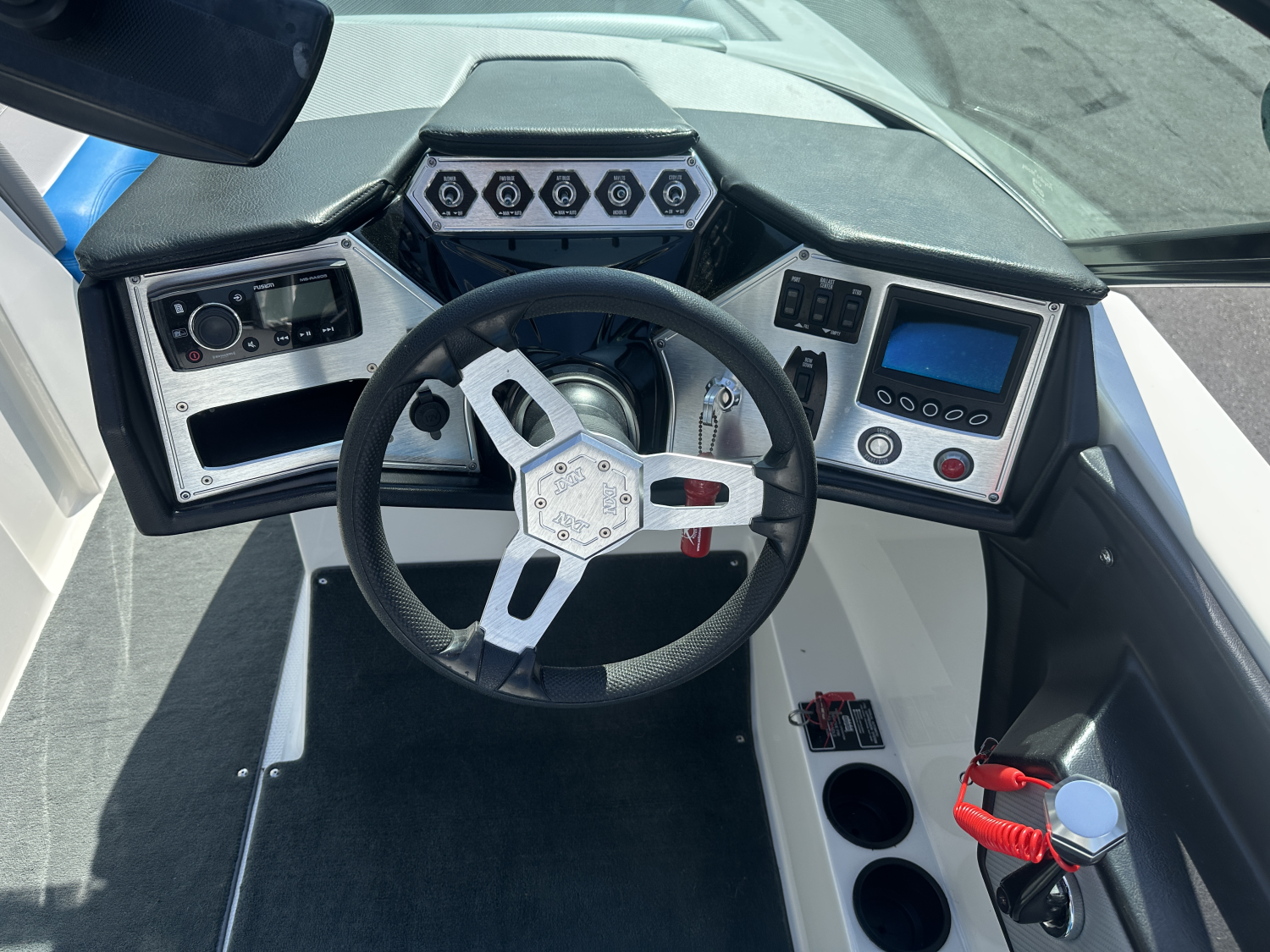 2016 MasterCraft NXT22