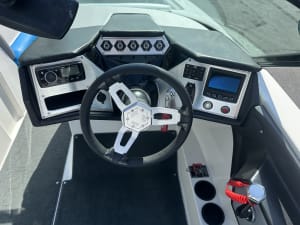 2016-mastercraft-nxt22-106570-image11