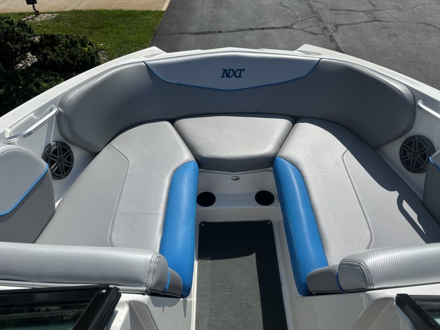 2016-mastercraft-nxt22-106570-image17