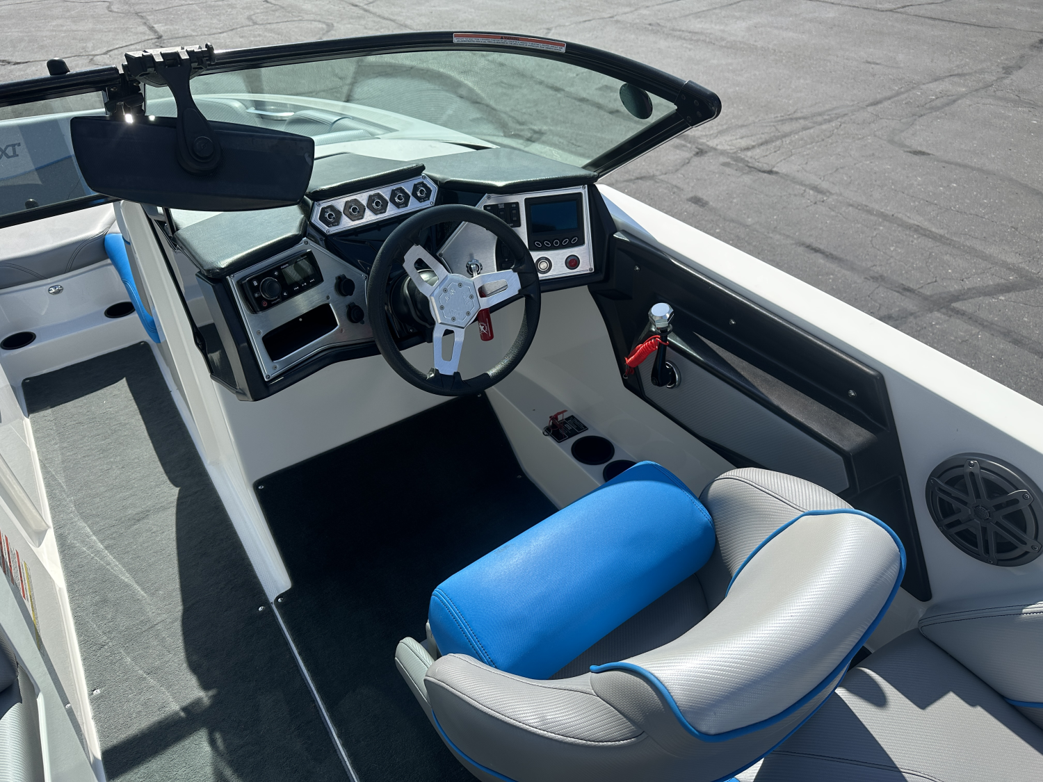 2016 MasterCraft NXT22