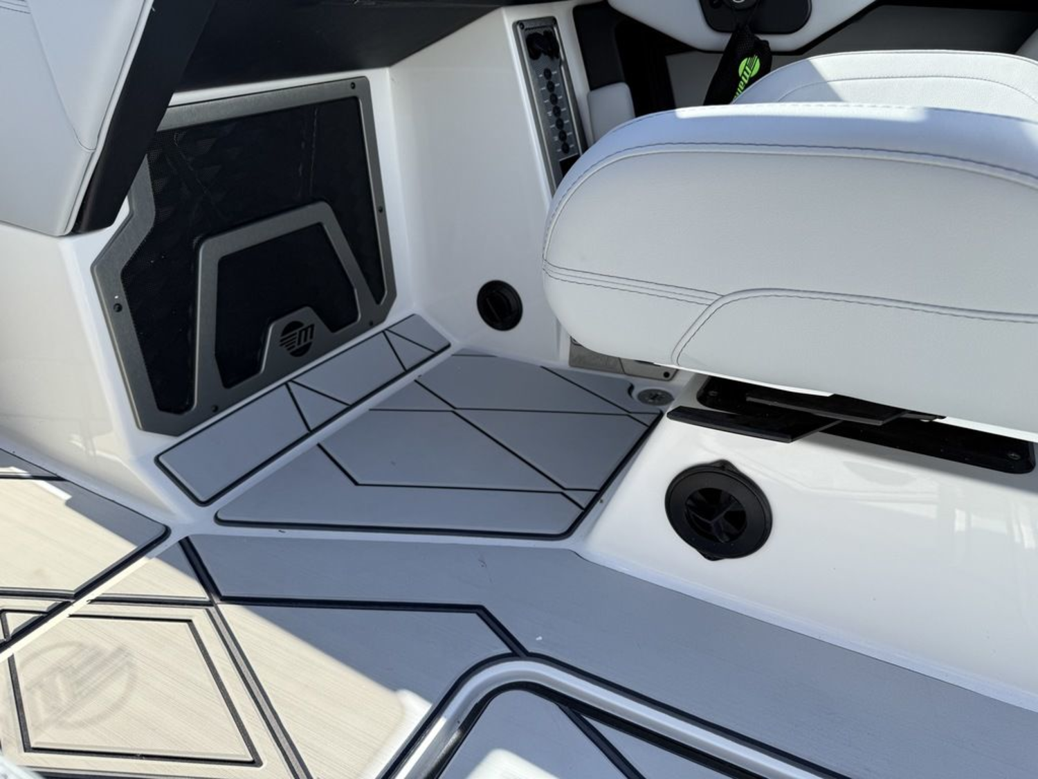 2025 Malibu Boats M230