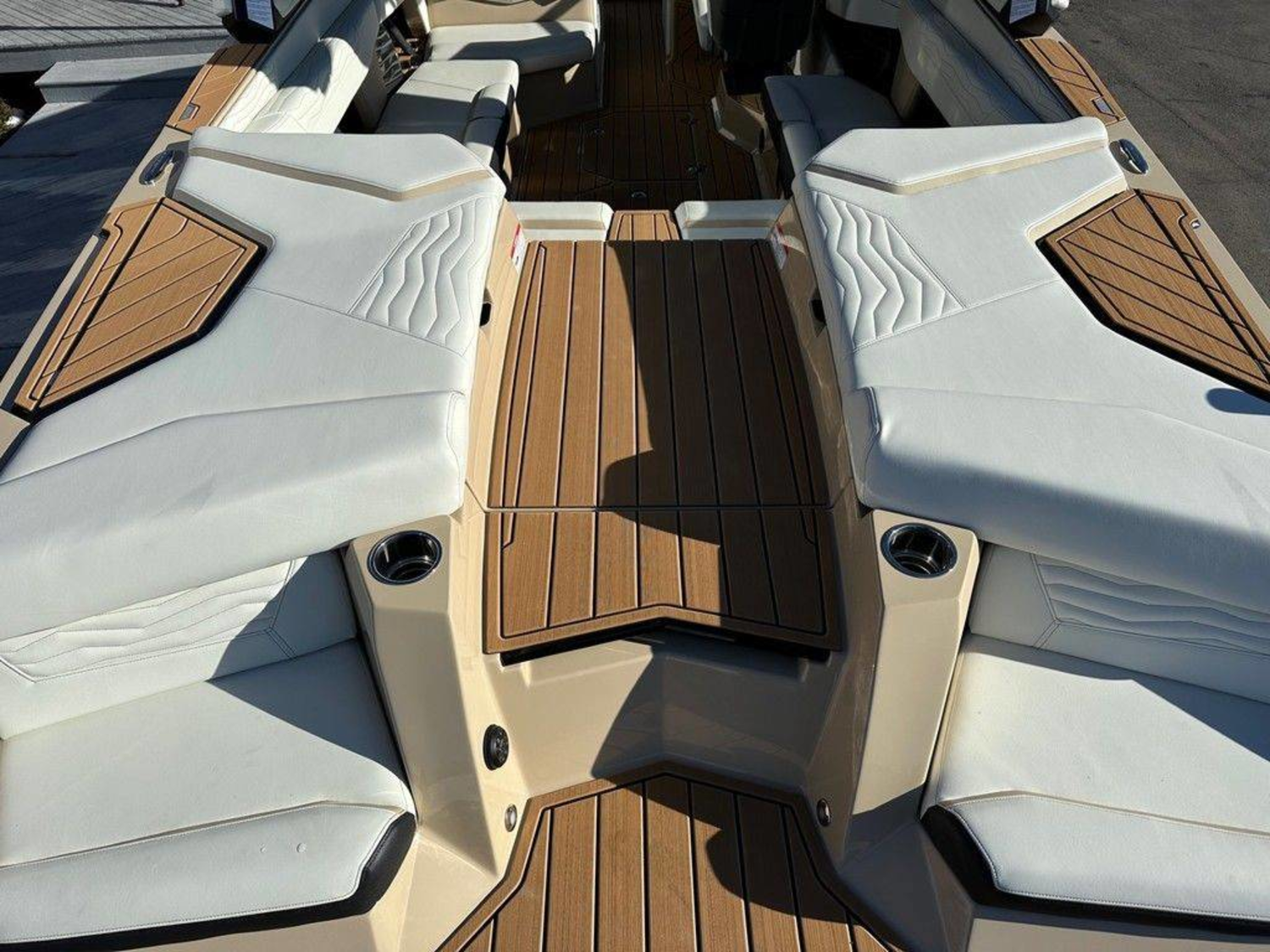 2025 Nautique Super Air G23