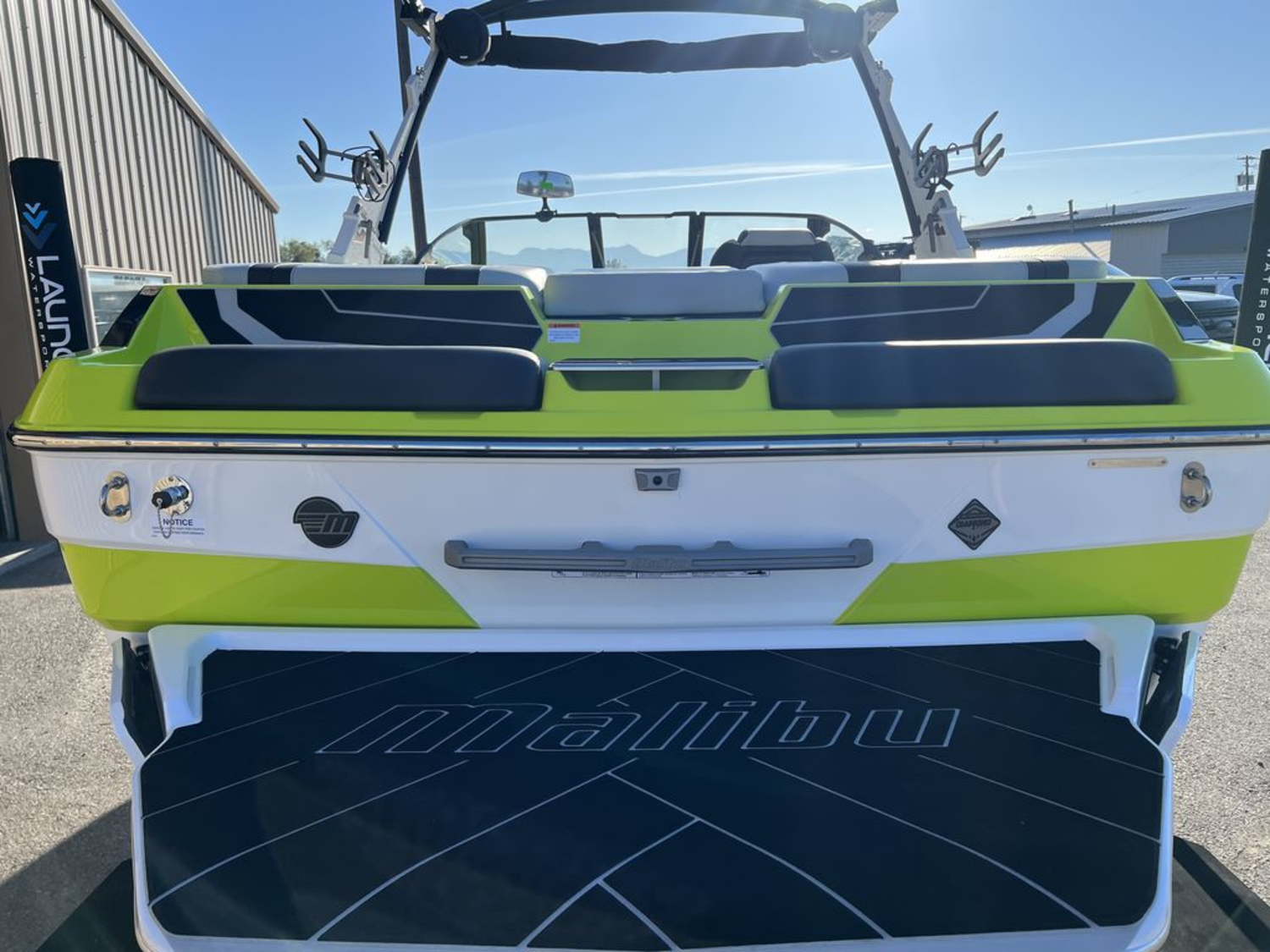 2024 Malibu Boats 22 LSV