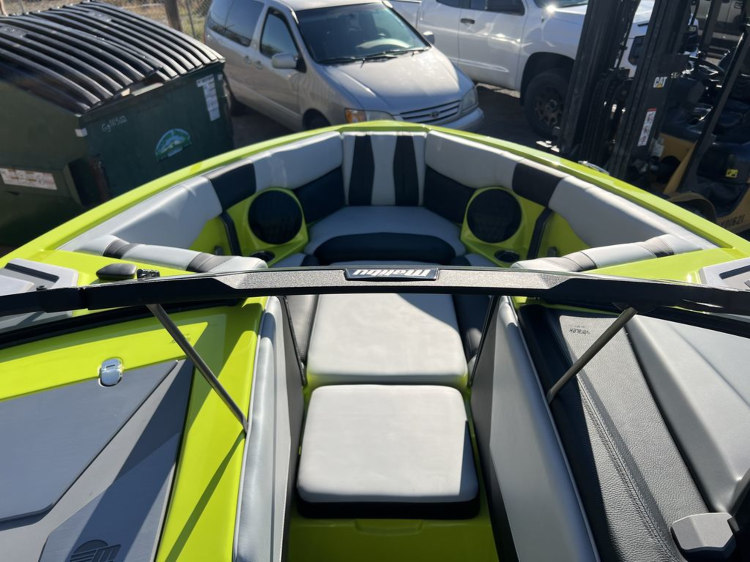 2024 Malibu Boats 22 LSV