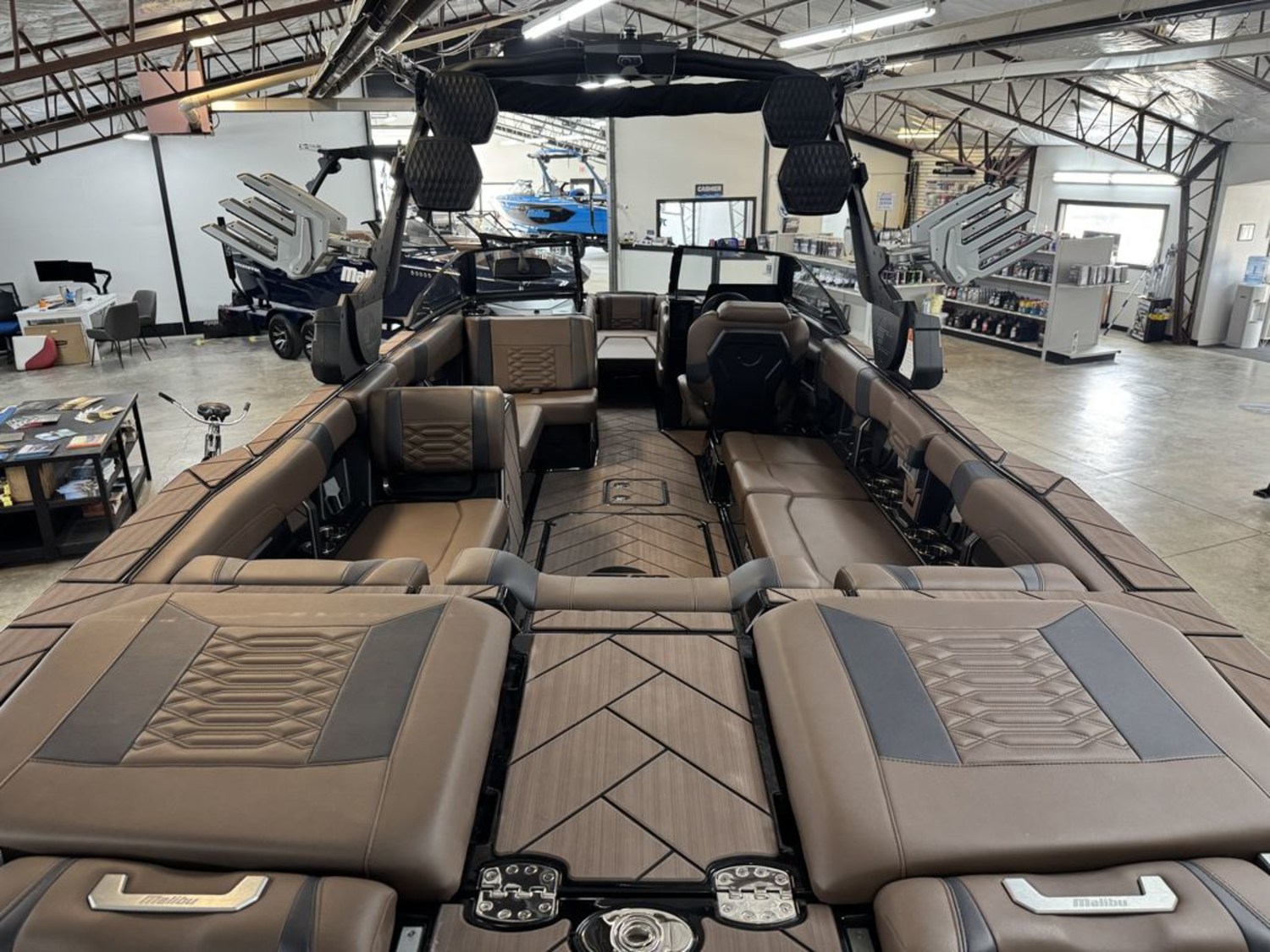2025 Malibu Boats 26 LSV