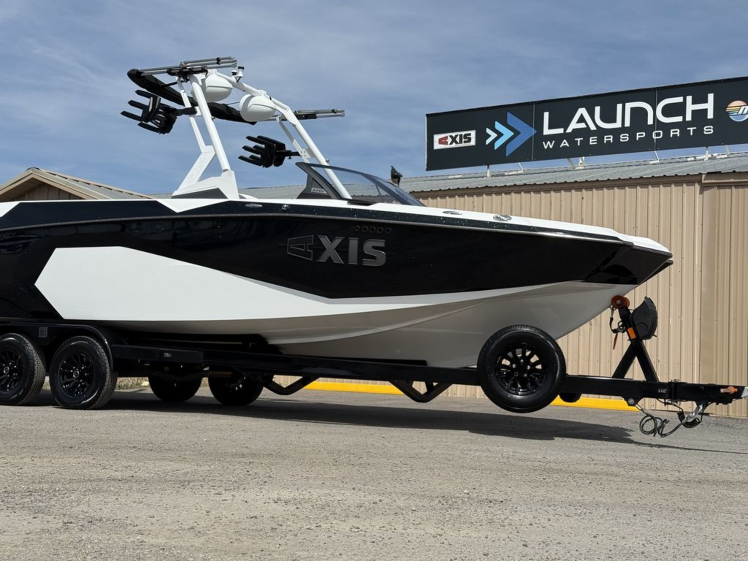 2025 Axis Wake Research A245