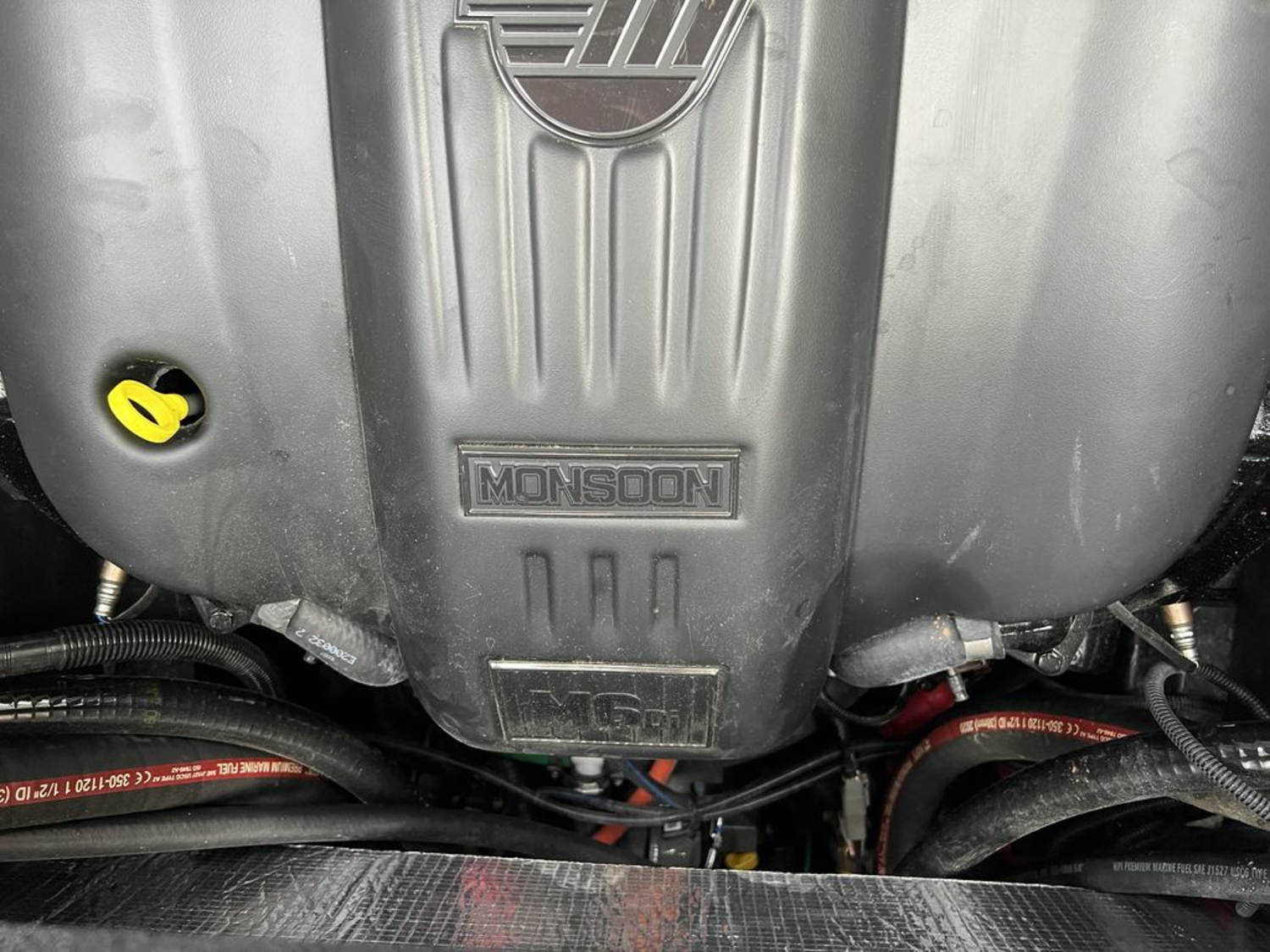 2021 Malibu Boats M220